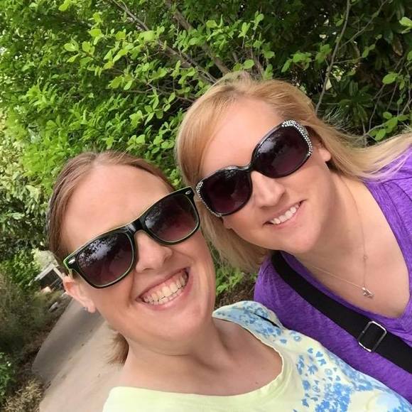 Meet your Posher, Christy - Picture 1 of 1