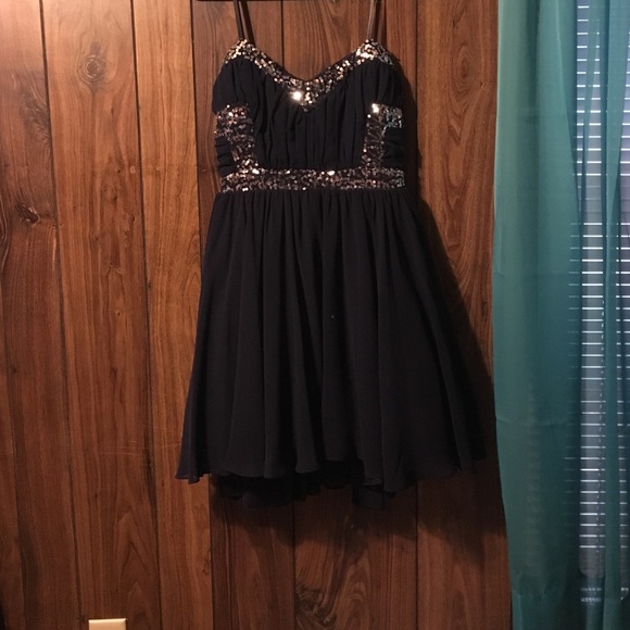 🎉PRICE REDUCED🎉 Short formal dress