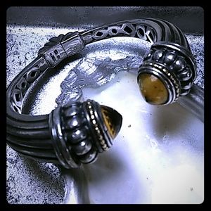 Lagos Caviar hinged citrine bangle