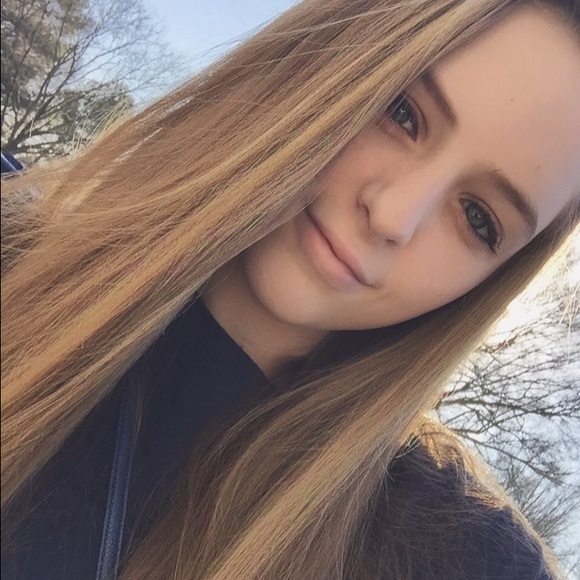 Meet your Posher, Faith