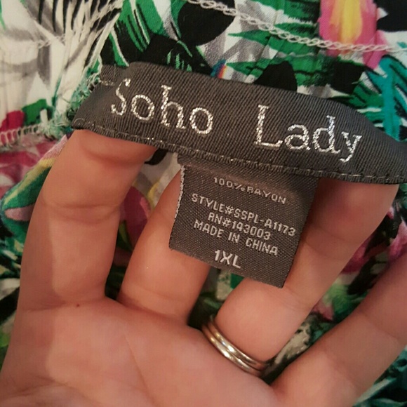 Fun and flirty shorts - Picture 3 of 3