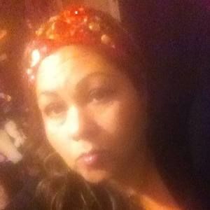 Meet your Posher, Isela