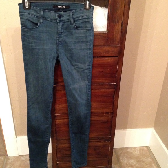 J Brand Super Skinny Mid Rise