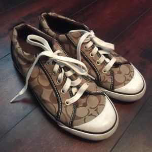 Size 8 Coach shoes