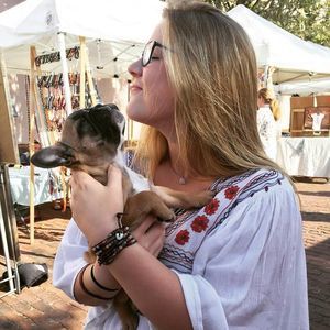 Meet your Posher, Madison