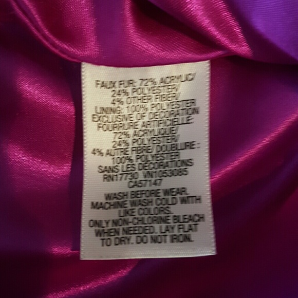 Vest - Picture 3 of 4