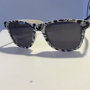 Money printed Sunglasses