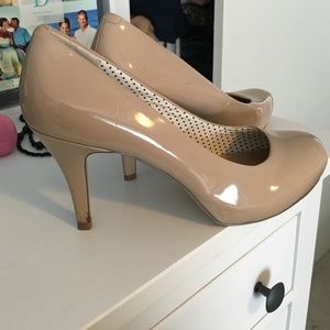 Steve Madden Nude Heels