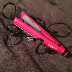 mini conair straightener