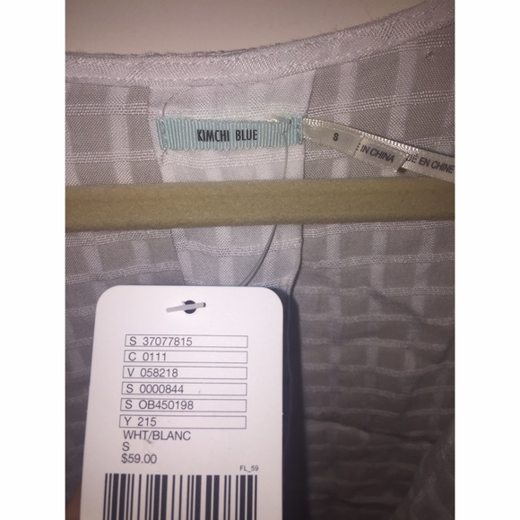 ••Urban outfitters shirt•• - Picture 3 of 4