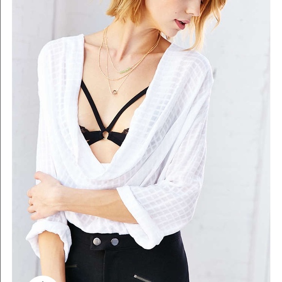 ••Urban outfitters shirt•• - Picture 4 of 4