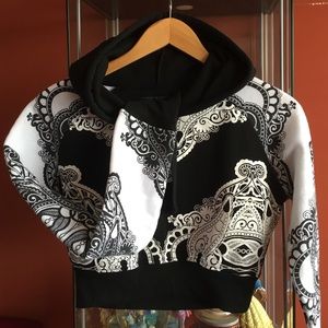 Bandana print crop top hoodie