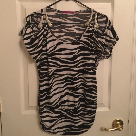 Zebra shirt