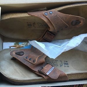 NIB Men's Brown Leather Birkis Birkenstocks 13