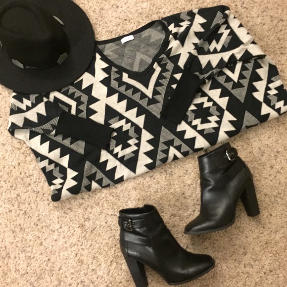 Cozy Tobi Aztec pint boxy sweater