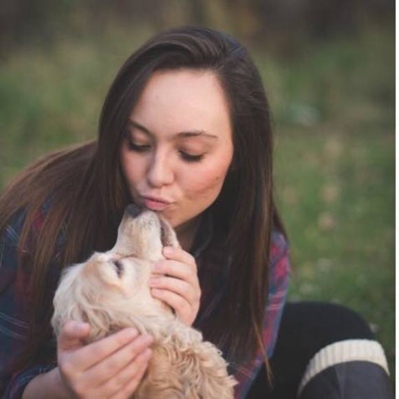 Meet your Posher, Kylee - Picture 1 of 1