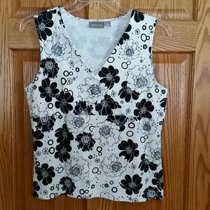 Black and white crossover tank