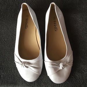 White flats