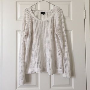 A.n.a  White Sweater Size XL