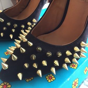 Penny Sue Shoes - Black suede spike stilettos "Danger" Penny Sue Shoes - Black suede spike stilettos "Danger"