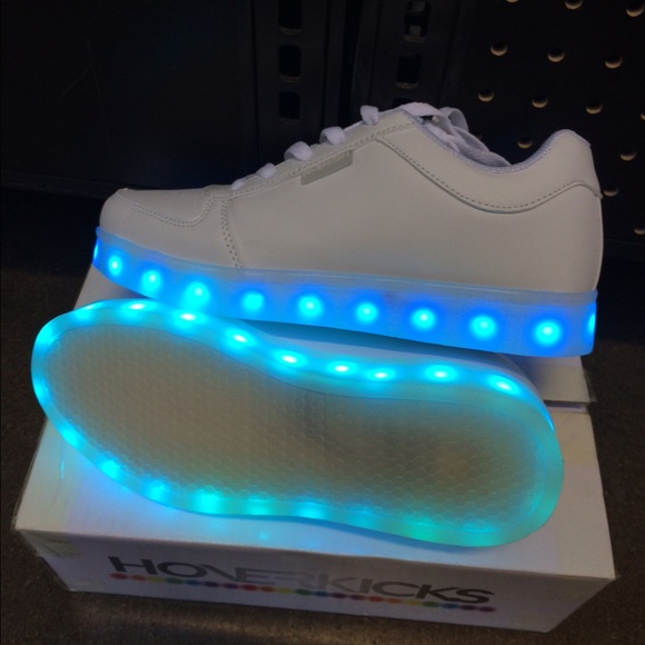 Hover Kicks - Picture 3 of 3