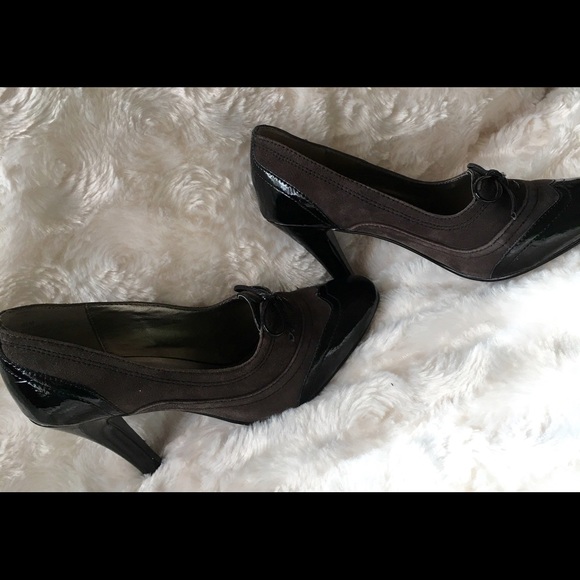 Shoes - Picture 2 of 3