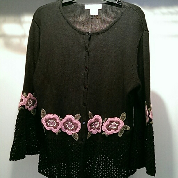 Black embroidered cardigan sweater sz large
