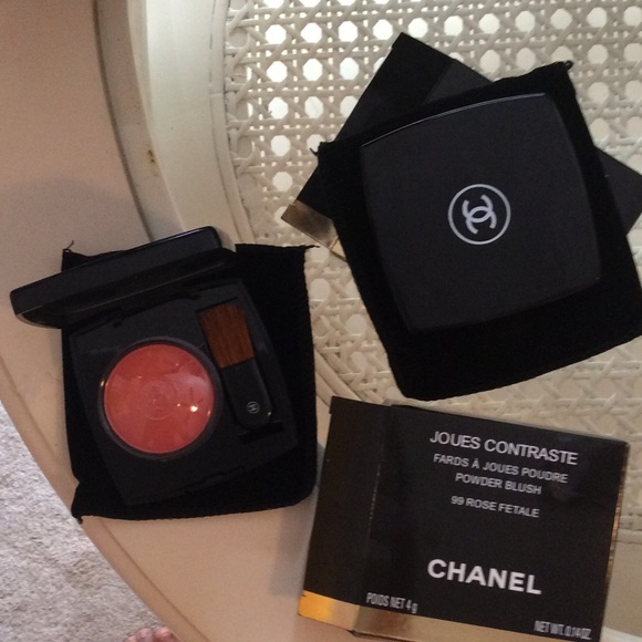 Chanel blush