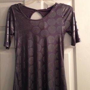 Gorgeous silver shiny shirt.