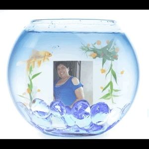 Meet your Posher, Albertina