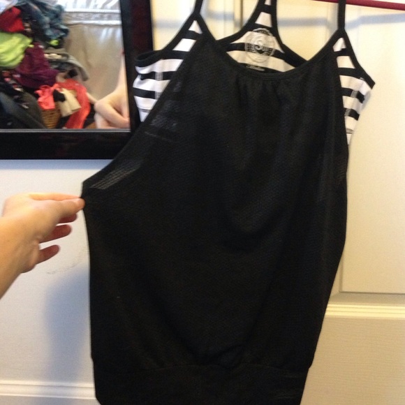 SO workout tank