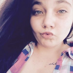 Meet your Posher, Renee