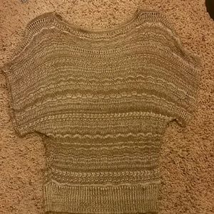 Knit short-sleeved sweater