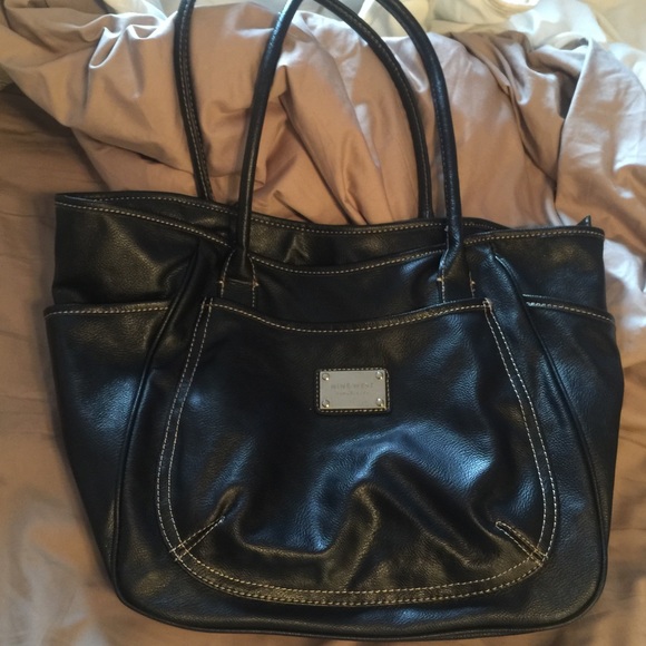 Nine West black tote