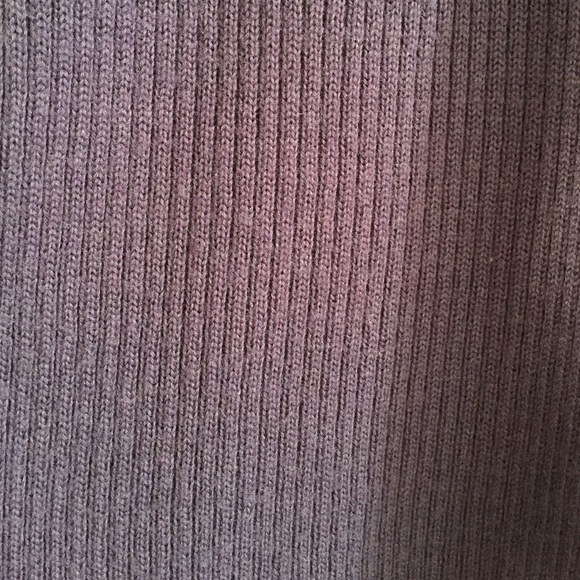 Dialogue Sweater Set - Picture 3 of 3