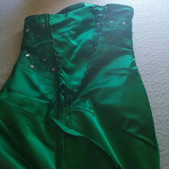 Formal dreas - Picture 3 of 3