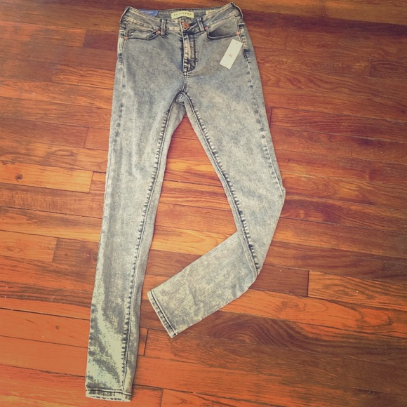 Stretchy Skinny Jeans