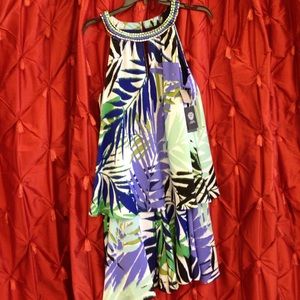 Spring colors and patterns.  Vince Camuto. NWT