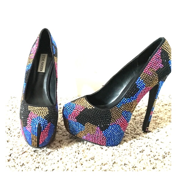 Steve Madden multi-colored camouflage heels