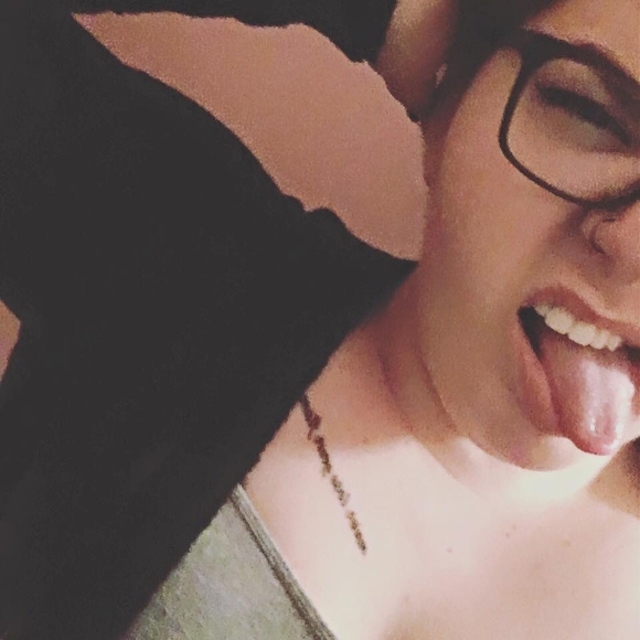 Meet your Posher, Maddy