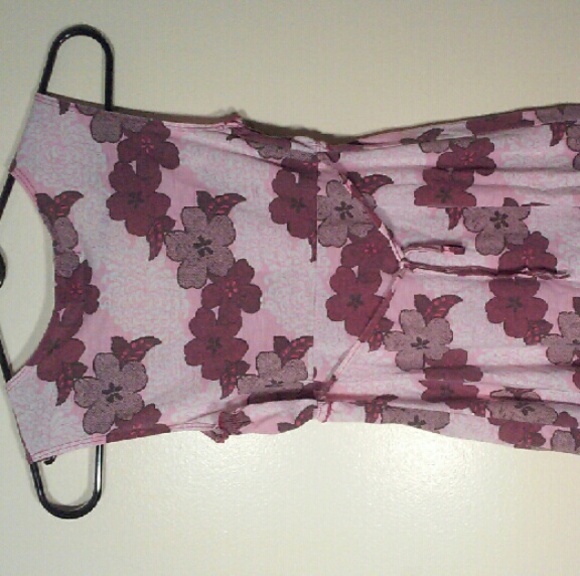 Pink Flower Top - Picture 2 of 4