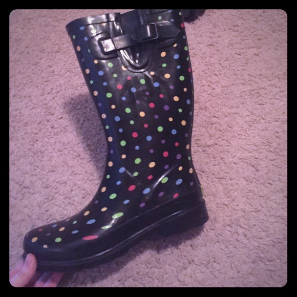Polka dot adjustable rainboots