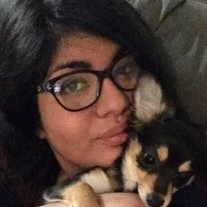 Meet your Posher, Mia