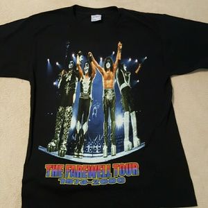 Kiss tee shirt, size L