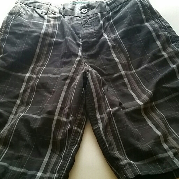 Brown men's shorts - Picture 1 of 1