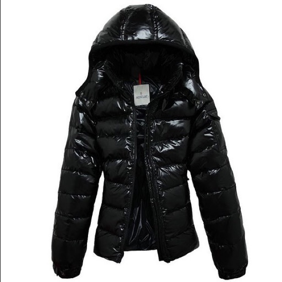 🌷MONCLER 🌷🔴Make me offert 🔴i well see SALE!