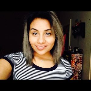 Meet your Posher, Coryna