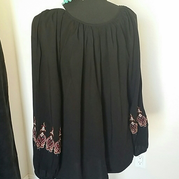 Karen Kane tunic - Picture 3 of 6
