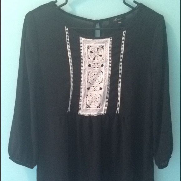black monteau top