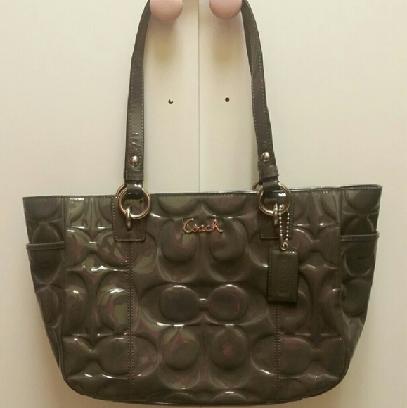 SALE Gallery patent leather Coach bag